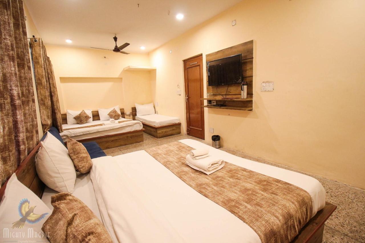 Hotel Babua Hyness Haridwar Exterior photo